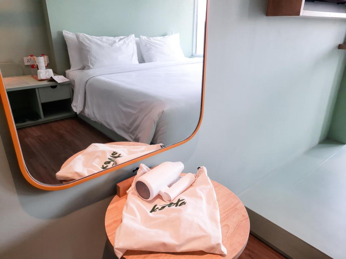 Kotta Hotel Semarang Exteriör bild