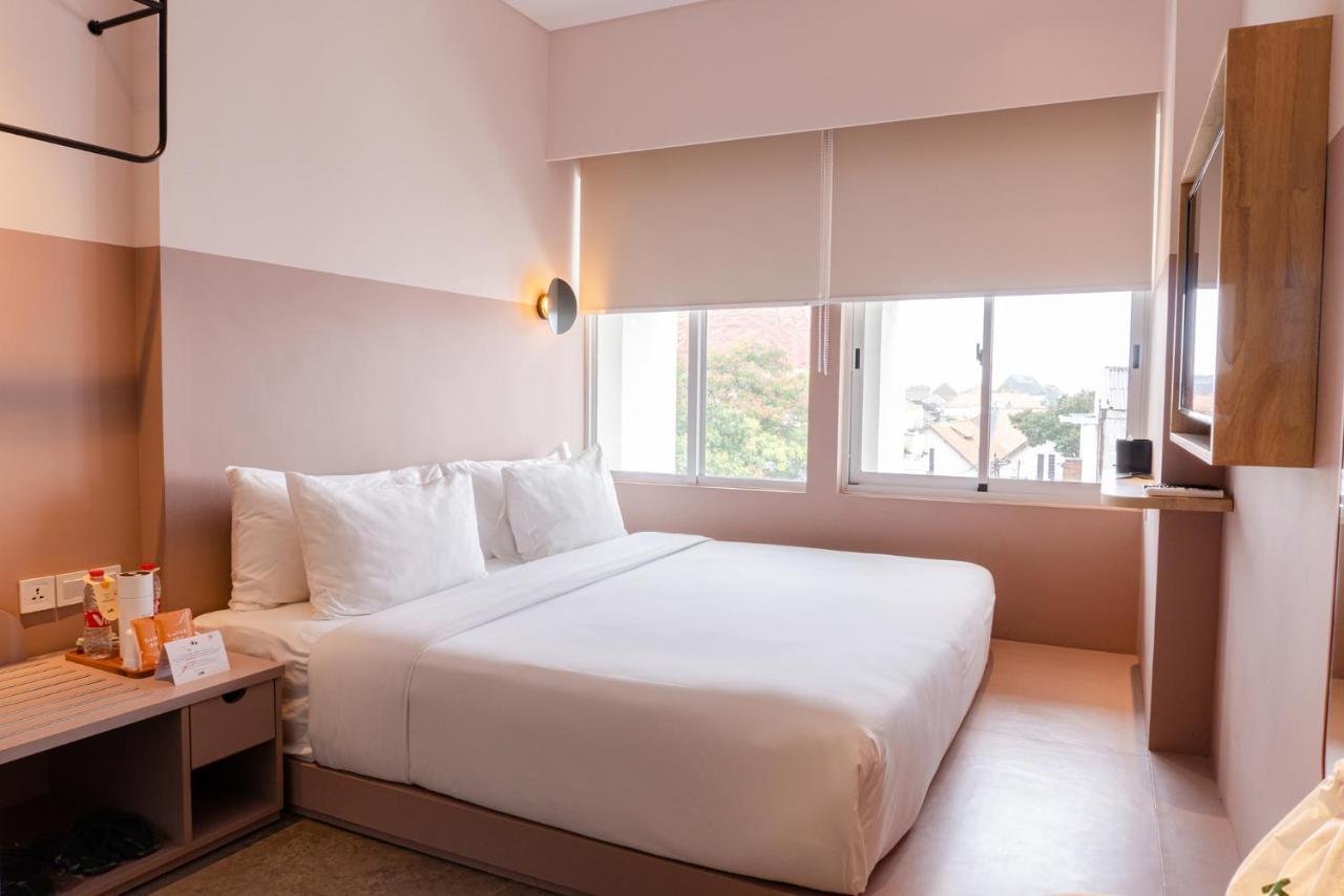 Kotta Hotel Semarang Exteriör bild